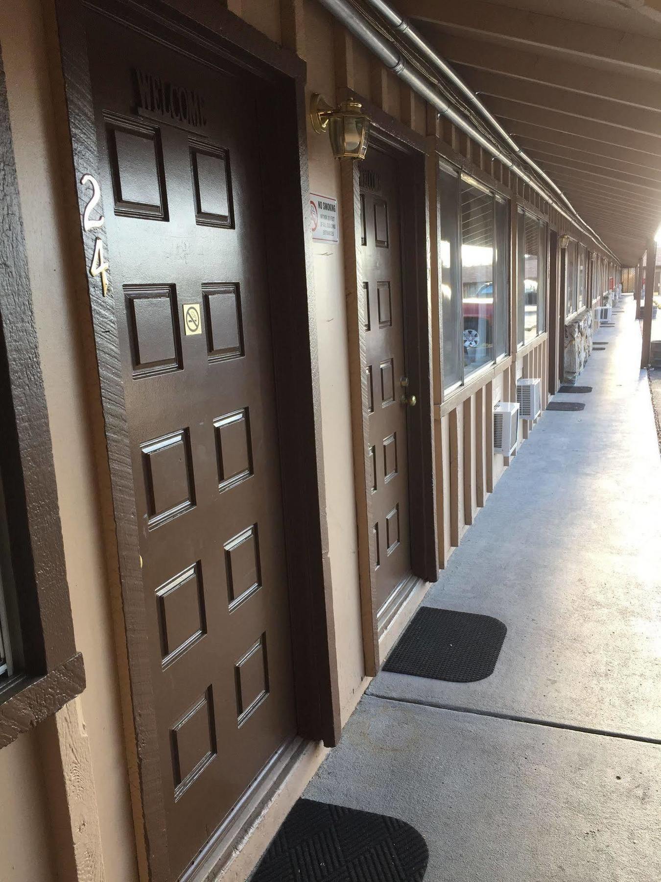 Holiday Lodge Grass Valley Ngoại thất bức ảnh