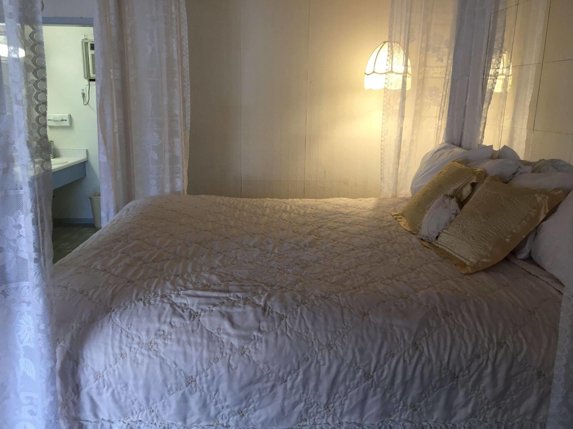 Holiday Lodge Grass Valley Ngoại thất bức ảnh